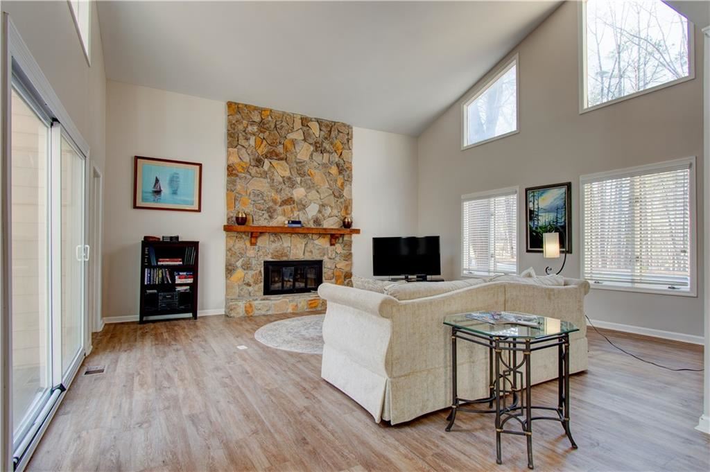 Influencer-Married-to-Real-Estate-5005-Skylights-VSS-Living-Room-0223-Before